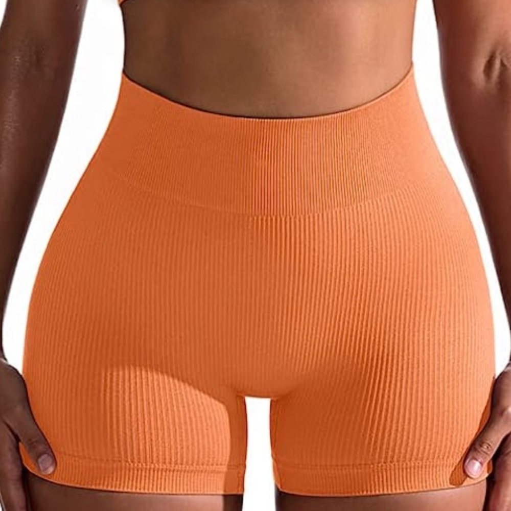 Orange rubbed high waist short